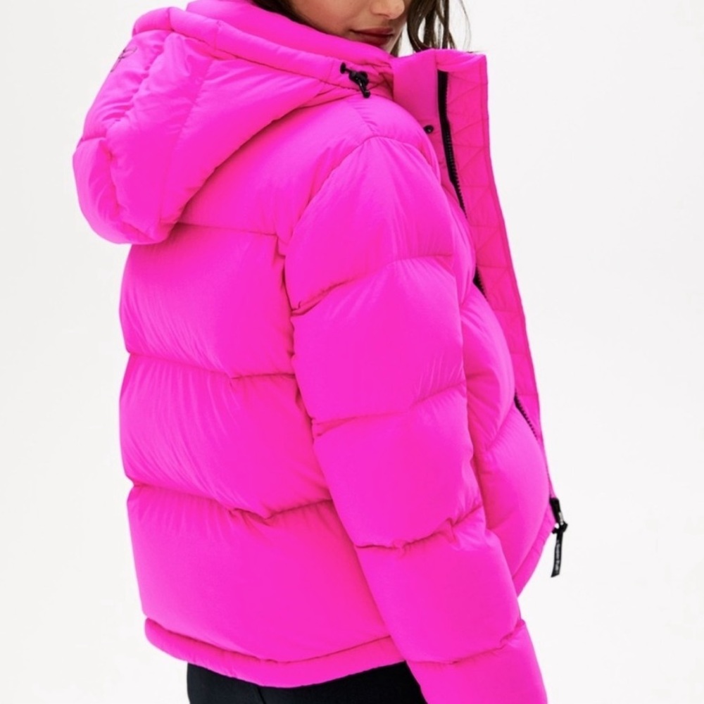 TNA Supper Puff LIMITED EDITION COLOR